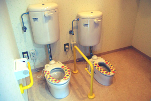 【越谷市認可保育園】エンゼルキッズのトイレ